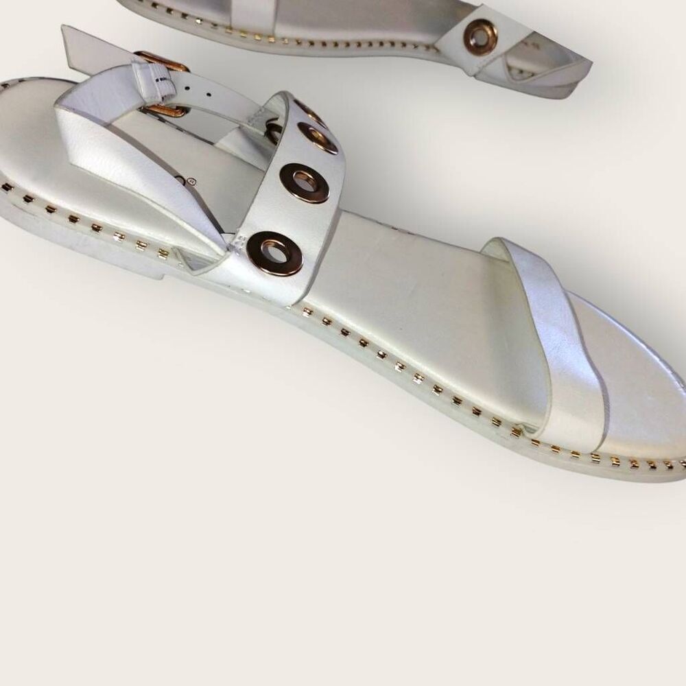Bamboo Womens Sandals Sz 9 White Gold Accents One Strap Adjustable Casual Beachy - Picture 4 of 8